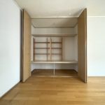 主寝室には広々収納が2つ